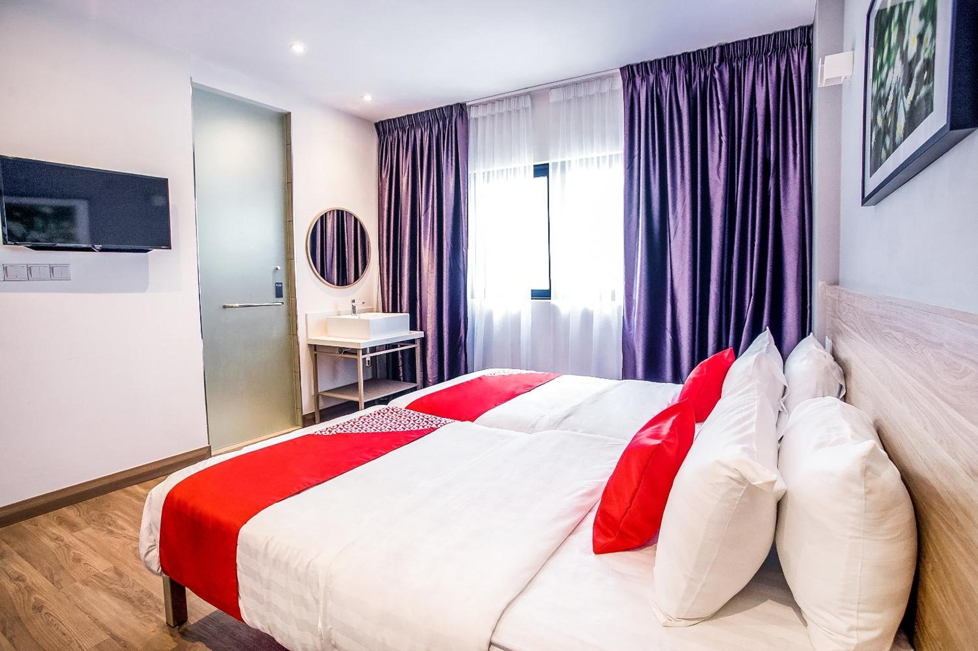 Oyo 89576 Mokka Hotel Куала-Лумпур Экстерьер фото