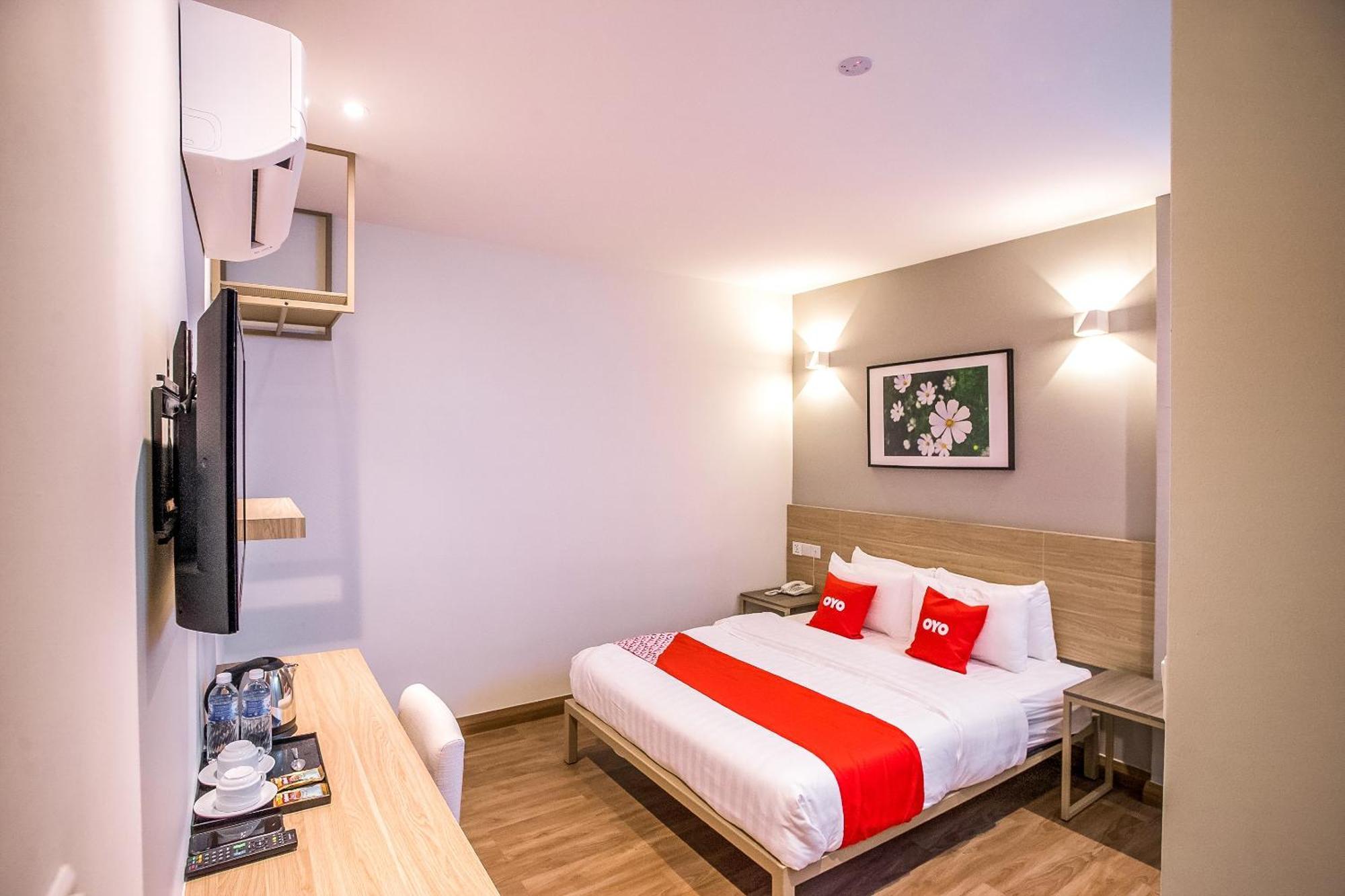 Oyo 89576 Mokka Hotel Куала-Лумпур Экстерьер фото